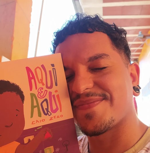 Caio Zero com 'Aqui e aqui'