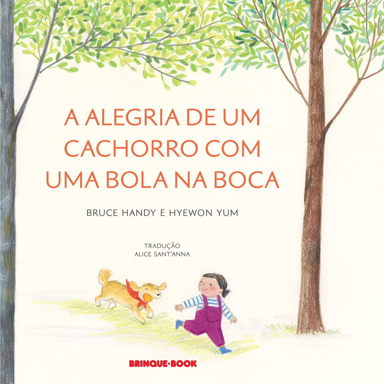 A alegria de um cachorro com uma bola na boca